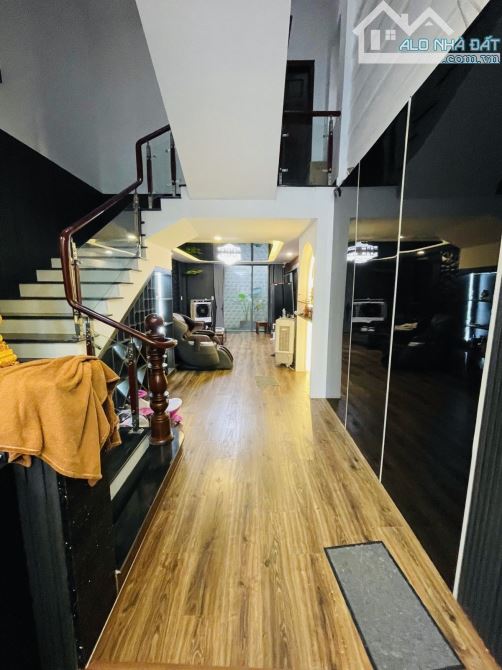 Bán nhà Mặt Tiền Khu Tên Lửa đường 24B, 80m2 ( 4 x 20 ) 4 TẦNG 4 PN - 4
