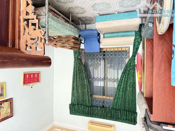 BÁN GẤP NHÀ TRÍCH SÀI - TÂY HỒ - F0 LÃI 3 TỶ TẠI TRẬN 90MX4T CHỈ 30 TỶ LÔ GÓC 15M RA HỒ. - 4