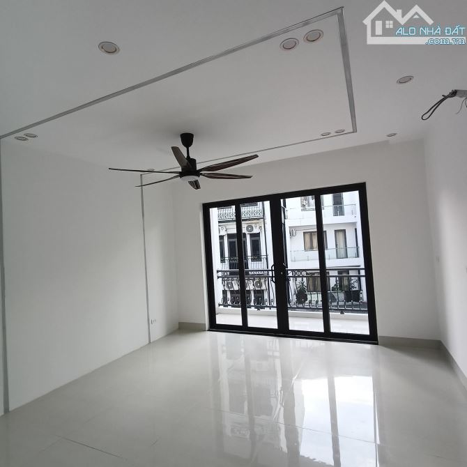 Mặt phố Bà Triệu 68m x 5 tầng mtien 4.7m 28.5 tỷ có thang máy KD sầm uất - 4