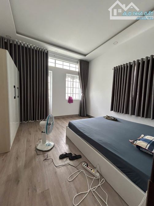 BÁN NHÀ 2 TẦNG HẺM XE HƠI HUỲNH TẤN PHÁT Diện tích: 4x16m (CN 50m²) Kết - 4