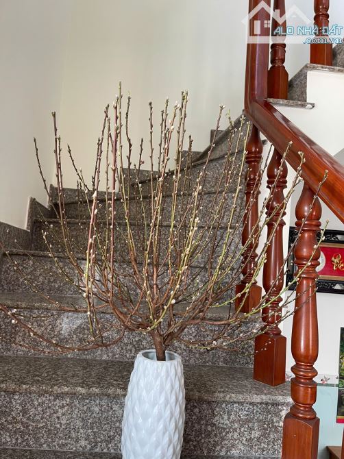 Bán nhà phường trung dũng  + hiện trạng: 1 trệt 2 lầu  + diện tích: 6,13m x 10,34m  + giá - 4