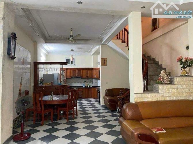 🌺 BÁN GẤP NHÀ ĐỘI CẤN - HOÀNG HOA THÁM - Ô TÔ QUA NHÀ - 102m², MẶT TIỀN RỘNG - 20.5 TỶ - 4