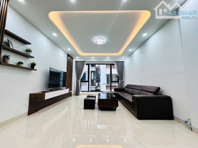 Chủ cần bán gấp nhà Dương Quảng Hàm Cầu Giấy ngõ thông oto KD 65m x6t nhỉnh 21 tỷ TL. - 4