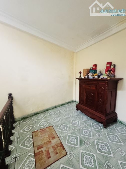 BÁN NHÀ PHỐ TRẠM - LONG BIÊN - 41M2 - 6.45 TỶ - GẦN VƯỜN HOA - KHU DÂN TRÍ CAO - 4