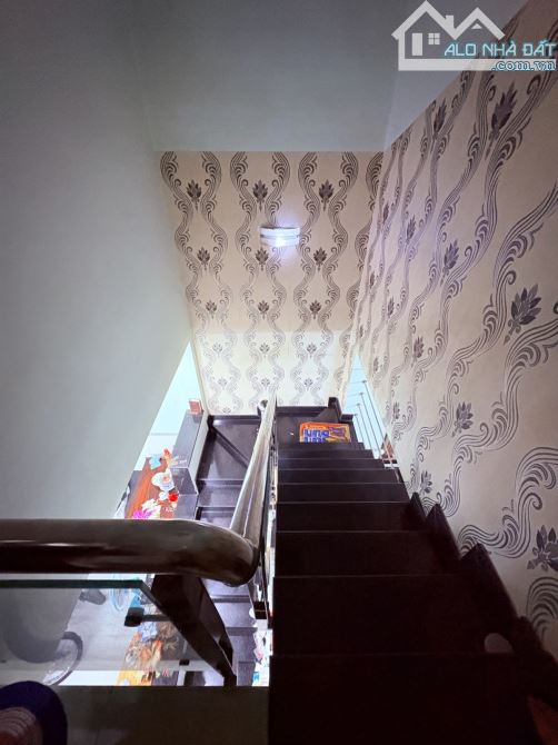 BÁN NHÀ LÊ VĂN PHAN 40M2 2 TẦNG 4.65 TỶ - 5