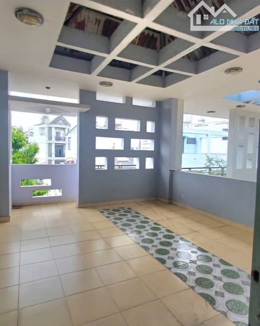 BÁN NHÀ 4 TẦNG- 2 MẶT HẺM –Ô TÔ NGỦ NHÀ -65M2 –CHỈ 6.9 TỶ- PHẠM VĂN CHIÊU – GÒ VẤP - 5