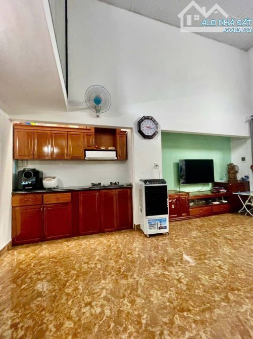 Nhà Nội Thành kiệt Lê Huân cạnh Đại nội Huế chỉ 2,x tỷ - 5