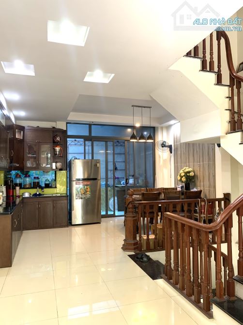 Liền kề mới Đẹp khu Văn Phú - Hà Đông. 5 tầng - 5