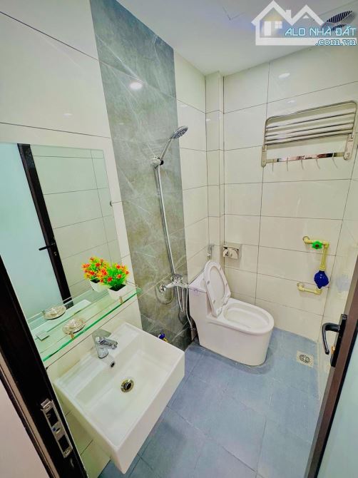 CCMN Đội Cấn, 81m x 7 tầng, 23 phòng khép kín, lô góc, full nội thất, dòng tiền 1,3 tỷ - 5