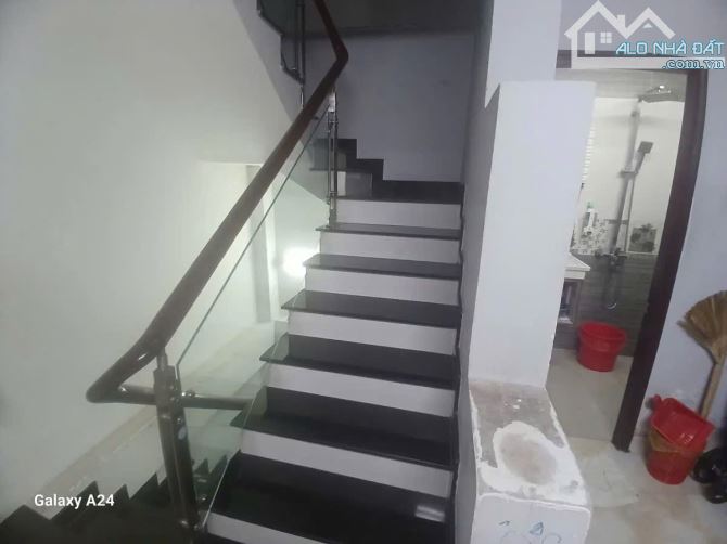 🏠🔥 Nhà hẻm xe hơi Nguyễn Đình Chiểu Q3 – 5 tầng 🏗️ – 3PN 🛏️ – Sổ hồng riêng 📜 – 💵 10 - 5