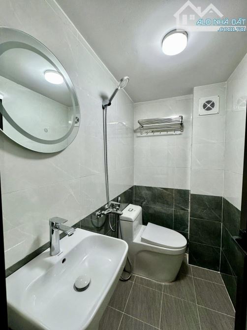 BÁN NHÀ TRƯƠNG ĐỊNH – HOÀNG MAI, NGÕ THÔNG GẦN ĐƯỜNG Ô TÔ RỘNG, NHÀ 5 TẦNG ĐẸP. - 5