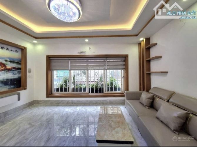 MANG NGAY 4 ĐỒNG CHỐT NHÀ QUẬN 5 ĐƯỜNG NGUYỄN BIỂU,P1,-GIÁ HỜI CHỈ 4 TỶ 790/60M2(5X12)-SHR - 5