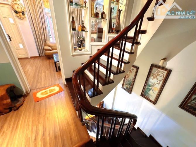 Bán nhà phố Hoàng Cầu, Đống Đa 48m, 5 tầng, mt 4.8m. Giá: 16.9 tỷ - 5