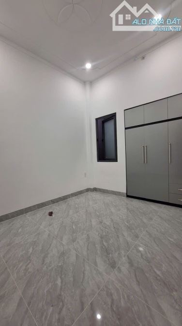 CHỦ GỬI BÁN 2 CĂN NHÀ 1 TRỆT 1 LẦU PHƯỜNG BIÊN HOÀ. DT: 4x18=72M2. GIÁ: 3TỶ8 - 5
