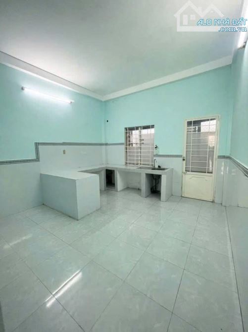 Cần chia tài sản nên bán nhà có gác lửng 76m2 giá ngộp 790trieu ở Thới Tam Thôn, Hóc Môn - 5