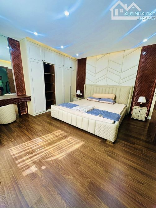 Bán nhà Văn Phú, 40mx4 tầng, giá 7.95 tỷ, lô góc, tiện ích ngút trời, full nội thất - 5