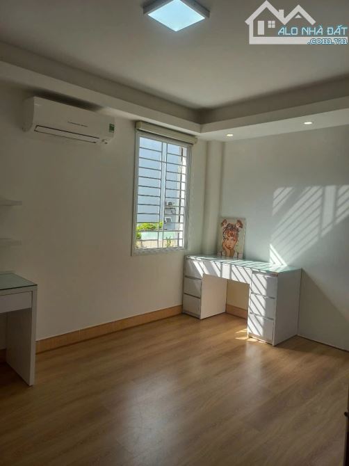 ✨ NHÀ MỚI 4 TẦNG KIỆT 5M NGUYỄN VĂN LINH – HẢI CHÂU  Sau mặt tiền Nguyễn Văn Linh - 5