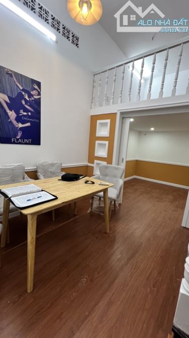 CĂN HỘ CÓ SỔ  GIẢM CÒN 1,86TỶ CHUNG CƯ -NGUYỄN CHÍ THANH- NGAY NGÃ 6 NGUYỄN TRI PHƯƠNG - 5