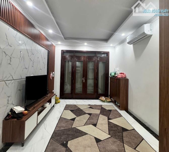 VIEW HỒ ĐẦM TRANH - Ô TÔ ĐỖ CỔNG - GẦN CHỢ - GẦN TRƯỜNG HỌC CÁC CẤP - KHÔNG GIAN SỐNG THO - 5