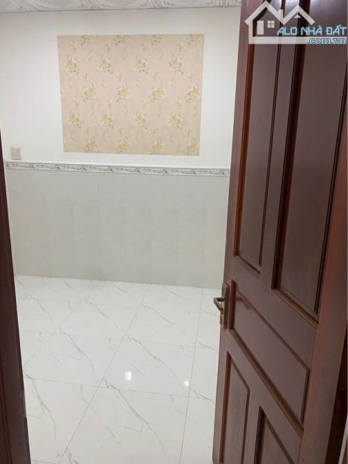 CHO THUÊ NHÀ LẦU 3 PHÒNG NGỦ - KHU ECOPAK GẦN BV SỐ 10 - 6