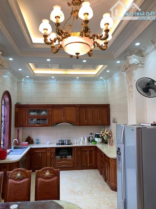Biệt thự công viên Cầu Giấy 336m2 MT 16,5m 4T nổi 1 hầm - Đường hè lớn hơn Phố - 97 tỷ - 6