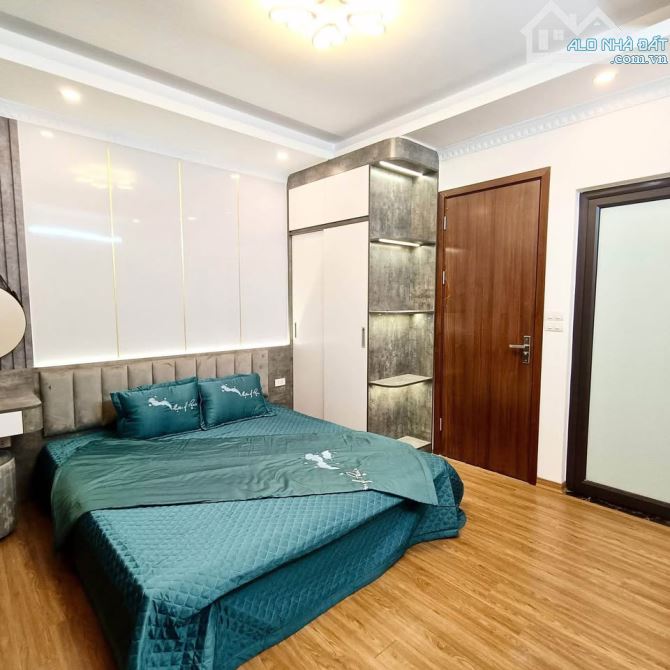 Chính chủ Cho thuê nhà mới  phố  Hồ  Tùng Mậu, 33m2 x 5 tầng,  gần phố, 13 triệu/tháng - 6