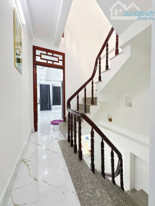 NHÀ 1 TRỆT 2 LẦU HẺM 182 TRẦN HƯNG ĐẠO - 6