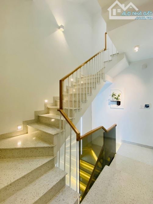BÁN NHÀ HẺM XE TẢI LÊ THÁNH TÔN, QUẬN 1. GIÁ 6.32TỶ/71,5M2 - NHÀ SHR ĐANG CHO THUÊ 29 TRỆU - 6
