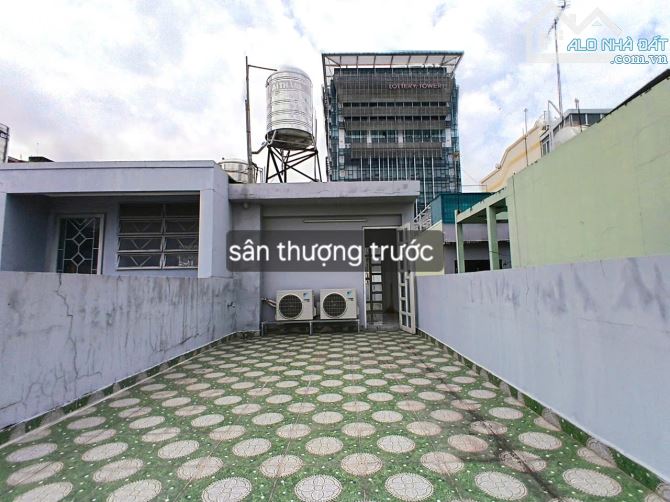 SIÊU PHẨM TRẦN NHÂN TÔN  CÁCH QUẬN 1 CHỈ 50M – NHÀ 3 TẦNG NỘI THẤT ĐẸP – GIÁ  11 TỶ - 6