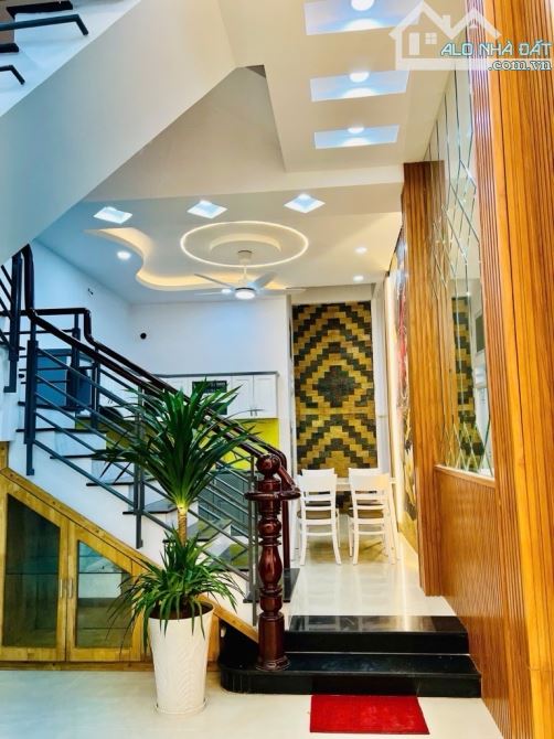 BÁN NHÀ HƯƠNG LỘ 2, ngay ngã tư 4 xã, giáp Tân Phú, DT 56m2, 3 Tầng kiên cố, 4PN, Chỉ 5,8ỷ - 6