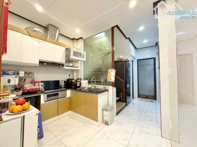 🏡 Bán nhà 5 tầng Trại Chuối, Hồng Bàng, Hải Phòng – Đường 6m ô tô đỗ cửa – Giá chỉ 4,5 tỷ - 6