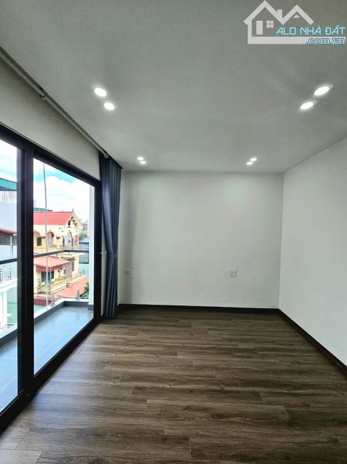 🚀 THẠCH BÀN 52M², 7 TẦNG, Ô TÔ VÀO NHÀ, 5 NGỦ, FULL NỘI THẤT – 13,5 TỶ - 6