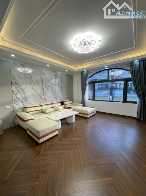 🏡 THẠCH BÀN – NGUYỄN VĂN LINH, 46M², 6 TẦNG, Ô TÔ TRÁNH,  KINH DOANH – 17,5 TỶ - 6