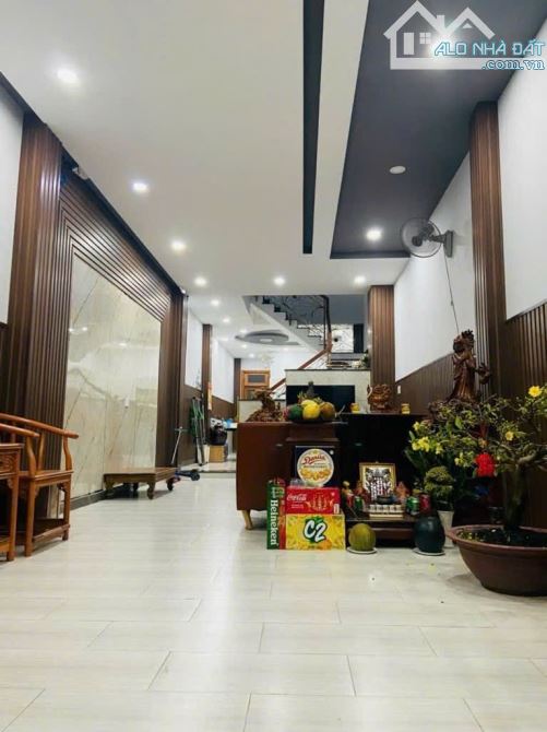 NHÀ 4 TẦNG NGAY EMART PHAN HUY ÍCH GOG VẤP - 4PN - HẺM XE HƠI QUAY ĐẦU - 4x17 - 6,5 TỶ - 6