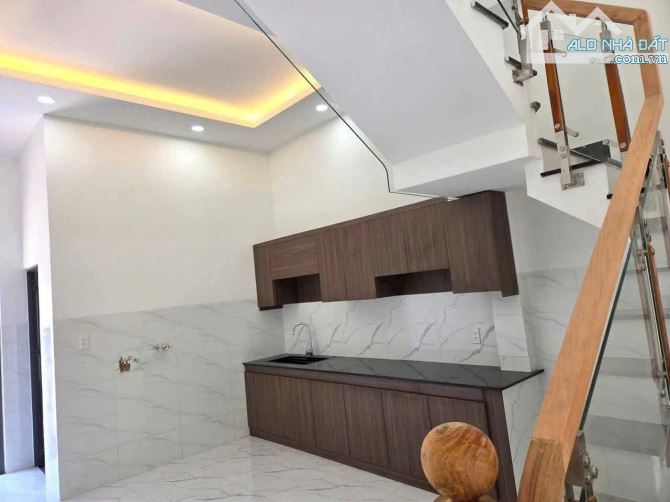 Nhà 1 trệt 1 lầu mt đường số 36 Tân thông Hội Củ Chi 8x28 2TY950 - 6