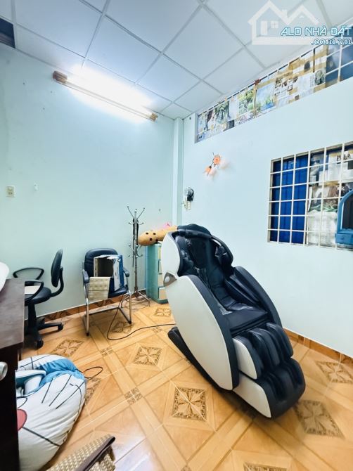 CHÍNH CHỦ LÂU ĐỜI GỬI BÁN NHÀ 2 TẦNG,HẺM 3 GÁC ĐIỆN BIÊN PHỦ,P17,(GIA ĐỊNH) CHỈ 8,7 TỶ TL - 5