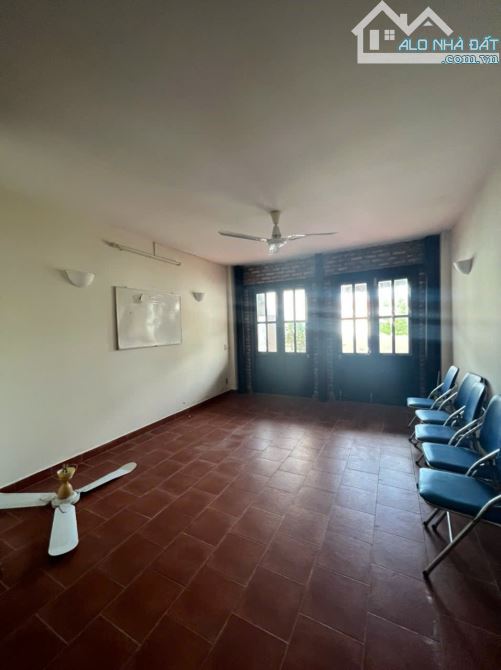 NHÀ 3 TẦNG SAO BIỂN, CÁCH BIỂN 2P ĐI BỘ, 98M2, ĐƯỜNG 8M, GIÁ CHỈ 9,5 TỶ - 6