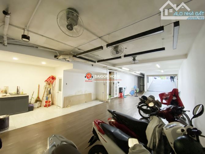 Tòa Nhà 5 tầng sàn trống suốt mặt tiền Lương Định Của An Phú an khánh Quận 2 - 7
