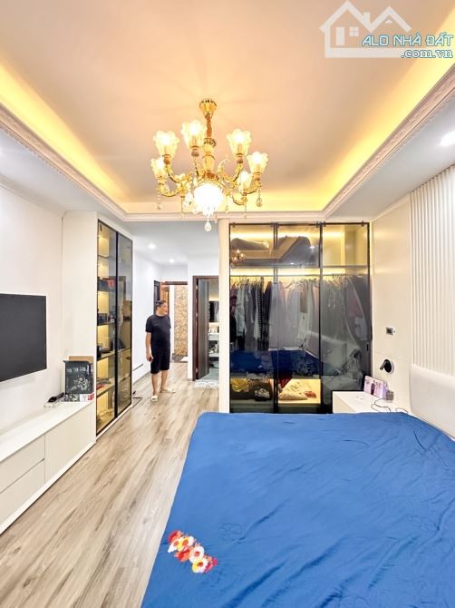 Siêu Phẩm Võng Thị 50m,7 Tầng Cách 2 Nhà Ra Ô Tô , Cách Hồ 200m, Nhà Mới , Chủ Tự Xây - 7