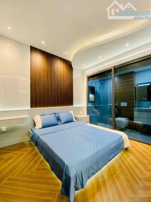 BÁN NHÀ HẺM XE TẢI LÊ THÁNH TÔN, QUẬN 1. GIÁ 6.32TỶ/71,5M2 - NHÀ SHR ĐANG CHO THUÊ 29 TRỆU - 7