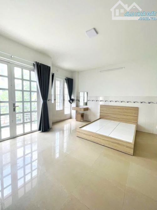 NHÀ 4TẦNG CÓ HẦM XE KHU PHÂN LÔ MẶT TIỀN  HOÀNG QUỐC VIỆT,5x18M,NHỈNH 12 TỶ - 7