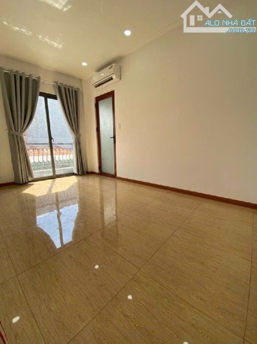 NHÀ 3 TẦNG - PHẠM VĂN BẠCH - DTSD 75 M2. - 7