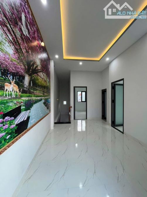 CHỦ GỬI BÁN CĂN NHÀ 1 TRỆT 1 LẦU PHƯỜNG BIÊN HOÀ ( tân vạn củ). DT: 62M2. GIÁ: 2TỶ5 - 7