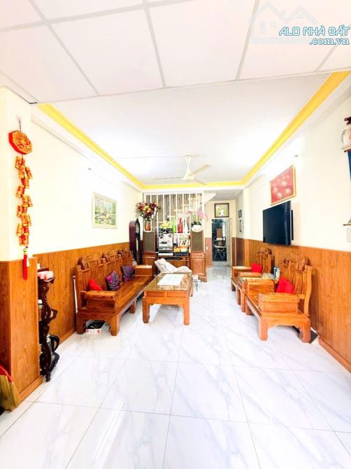 Bán Nhà Nguyễn Văn Công, Gần Sân Bay, Cách 1 Căn Là Mặt Tiền, Ôtô Đỗ Cửa, 55m2 - 7