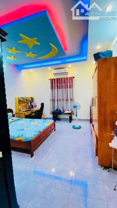 Bán nhà 1 trệt 2 lầu sổ riêng thổ cư p. Tân Phong - 7