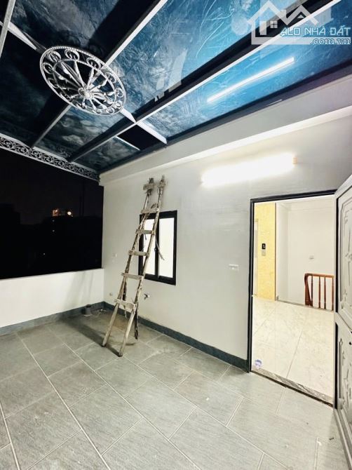 Cực Hiếm Trong Phân Khúc,Bán Nhà Tứ Liên -Tây Hồ , 5 tầng, Thang Máy, Phân Lô,Ngõ Rộng - 7