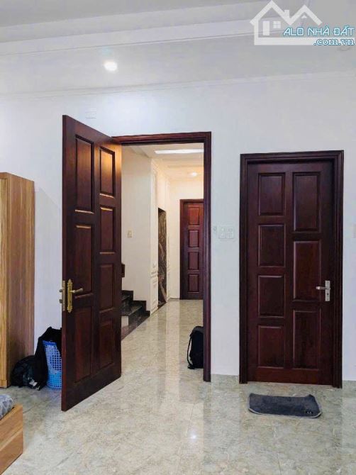 💥NGAY EMART PHAN VĂN TRỊ - HÀNG HIẾM 6 TẦNG - DT 5M x 20M - THANG MÁY - 7