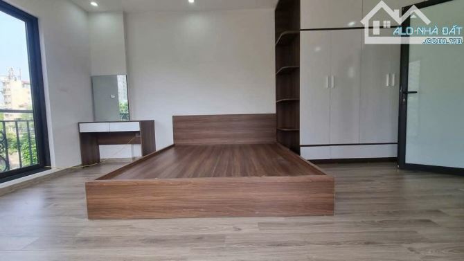 Bán nhà phố Thịnh Liệt, Giáp Nhị, 35m2 x 5 tầng, ô tô 10m, GIá: 6.1 tỷ( có thương lượng) - 7
