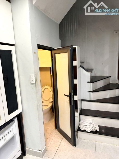Nhà mặt phố Trần Đăng Ninh - Hà Đông 4 ngủ có 13 triệu - 7