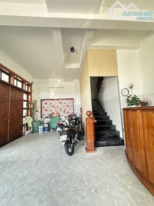 Chính chủ cần bán nhanh căn nhà nghỉ 3 tầng lô góc mặt tiền đường lê đại hành - 7